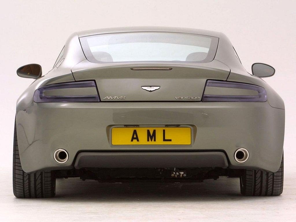 Aston Martin AMV8 Vantage Concept